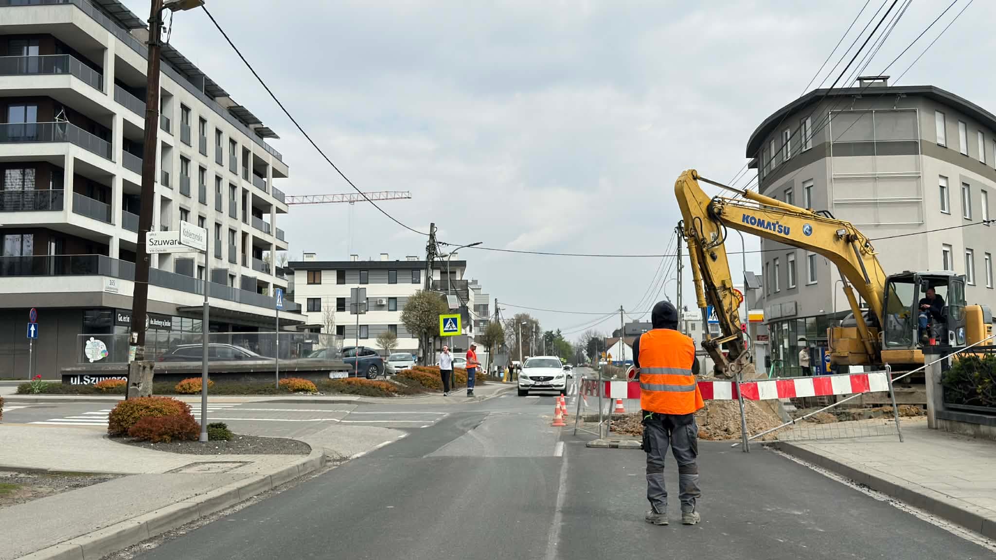 Opóźnia się przebudowa skrzyżowania ulic Kobierzyńskiej i Lubostroń w Krakowie